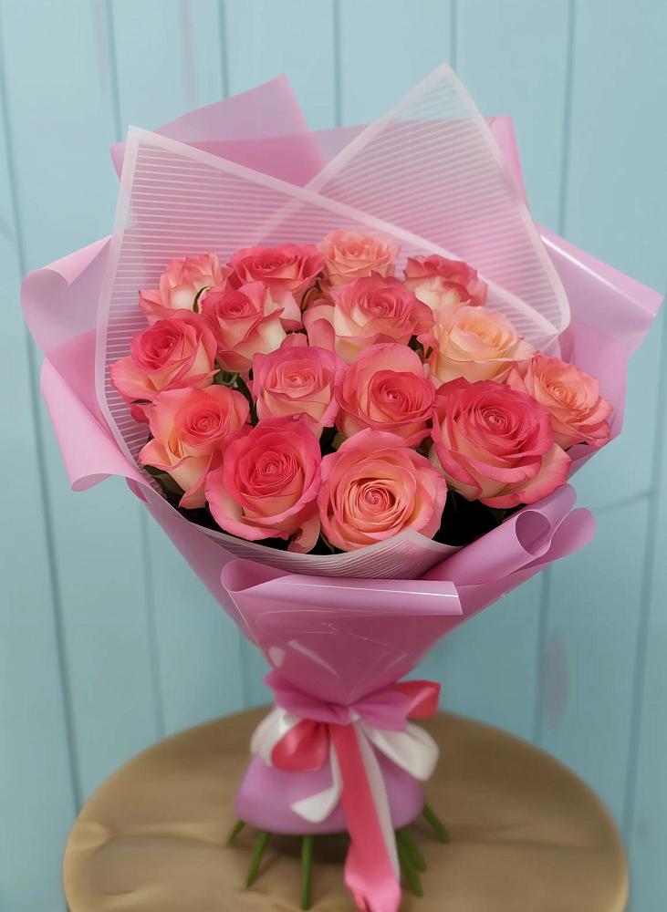 Букет 15 Розовых роз Равель в Орешки