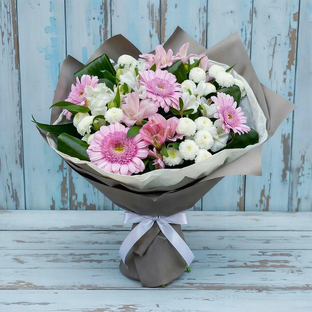 Букет цветов из: Герберы, Альстромерии и Хризантемы в Орешки
