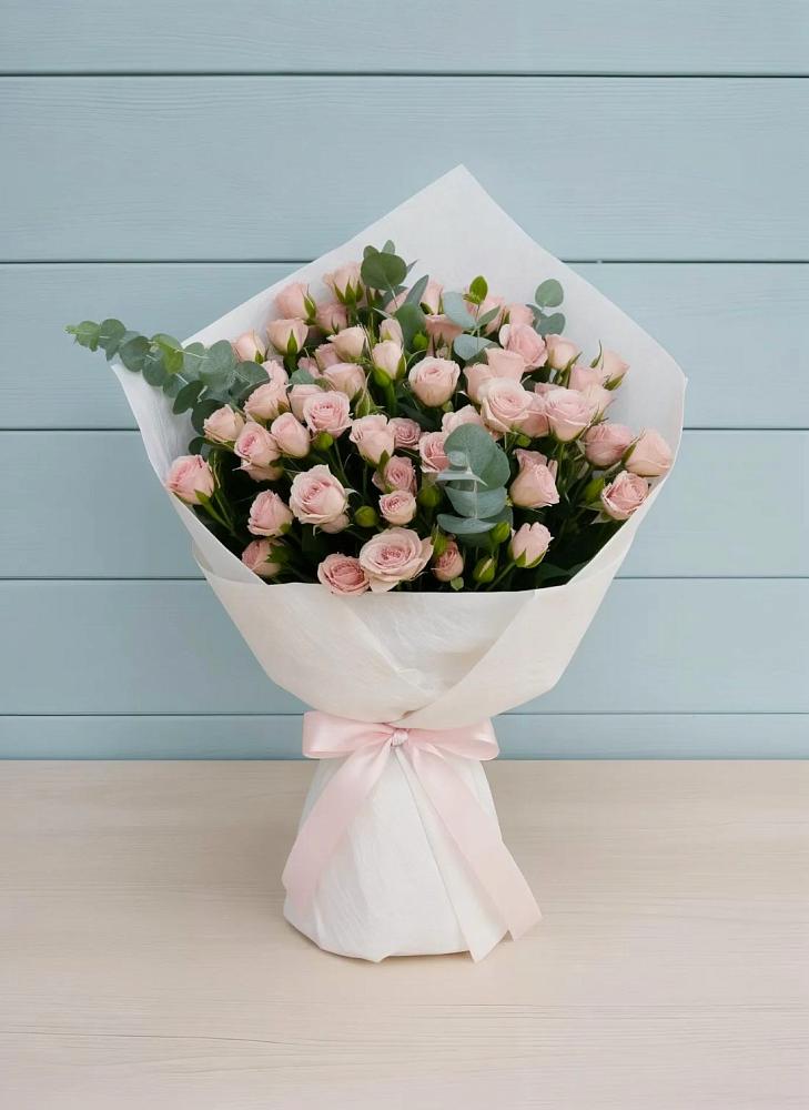 Букет цветов из: Розы в Орешки