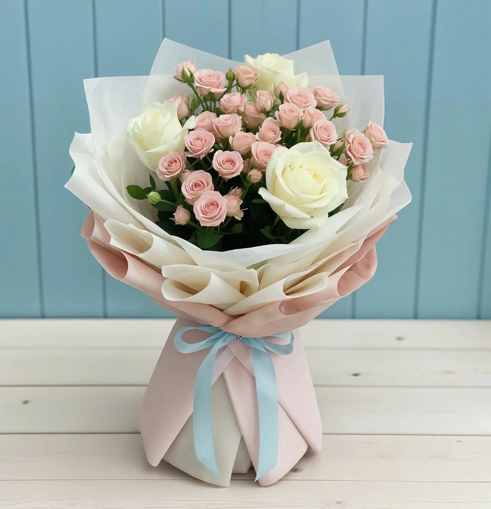 Букет цветов из: Розы в Орешки